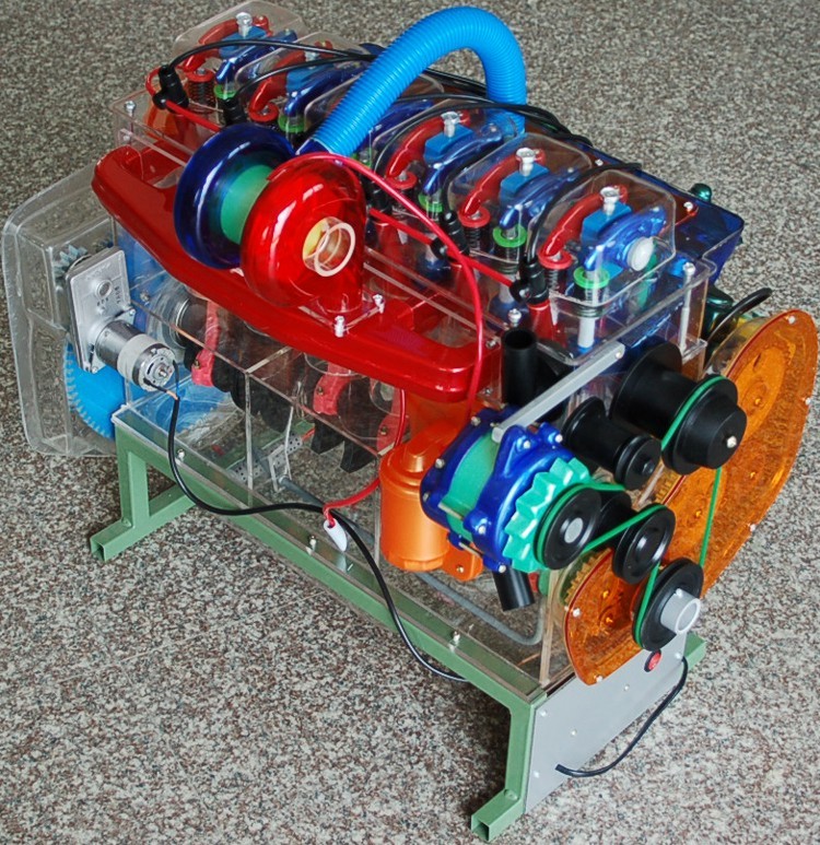 康明斯發(fā)動(dòng)機模型