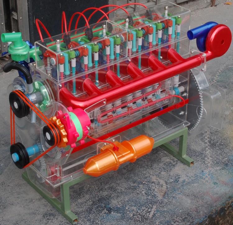 斯太爾發(fā)動(dòng)機教學(xué)模型