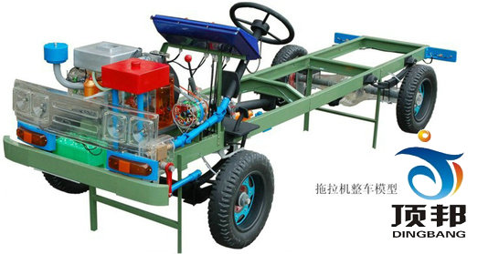 拖拉機整車(chē)模型