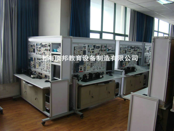 創(chuàng)新型檢測及控制實驗實訓(xùn)平臺(圖2) 創(chuàng)新型檢測及控制實驗實訓(xùn)平臺