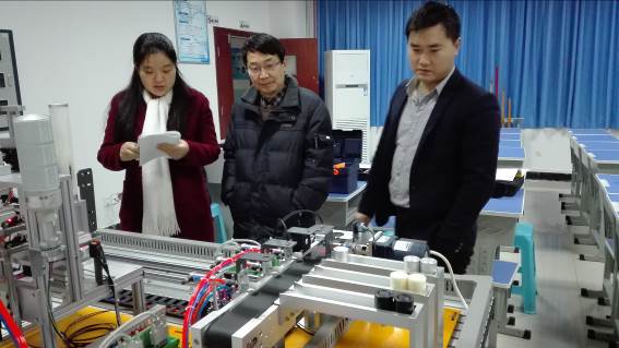 自動(dòng)化生產(chǎn)線(xiàn)實(shí)訓室介紹(圖4) 自動(dòng)化生產(chǎn)線(xiàn)實(shí)訓室介紹(圖4)