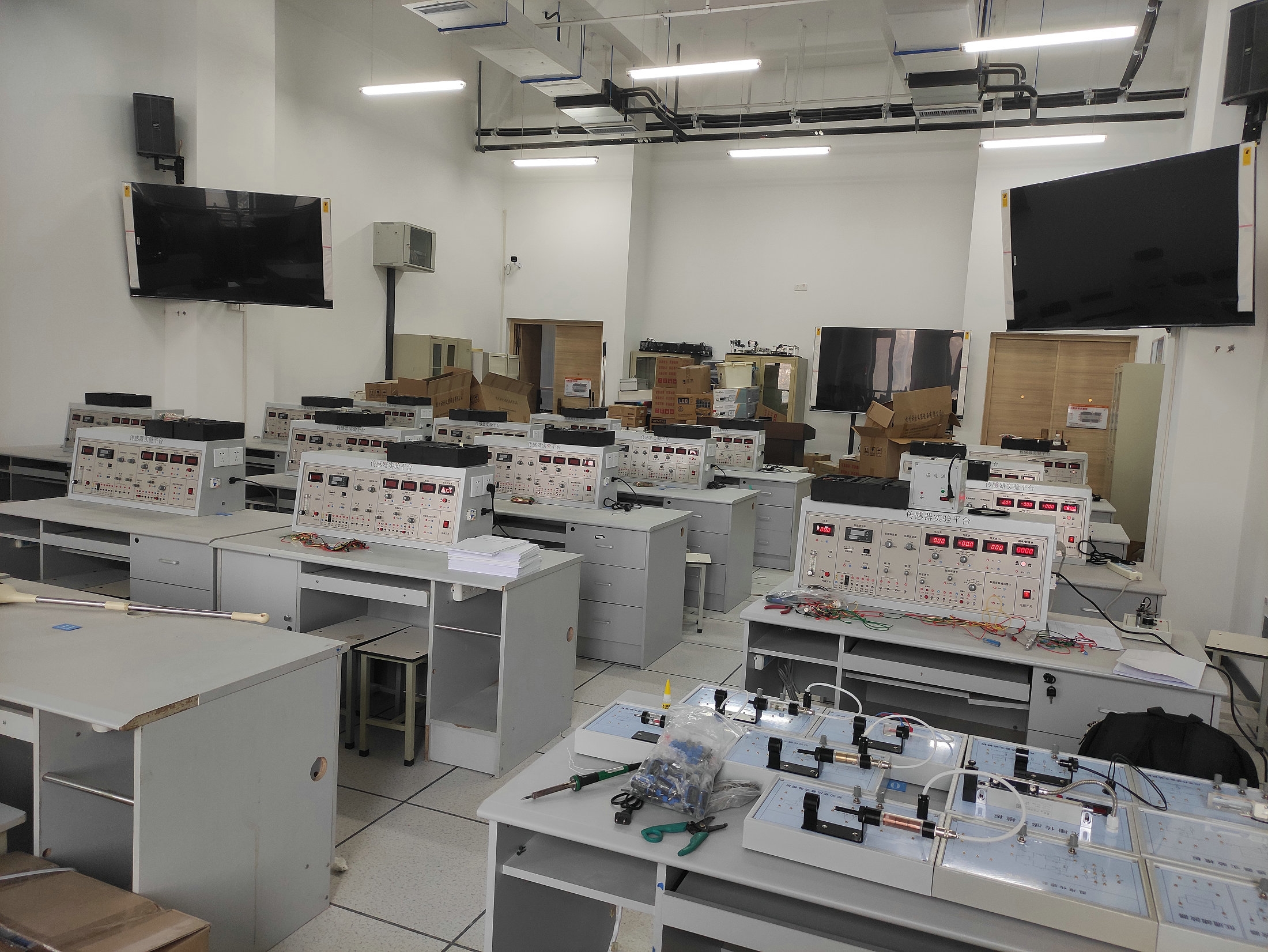 傳感器實(shí)驗(yàn)平臺(tái)