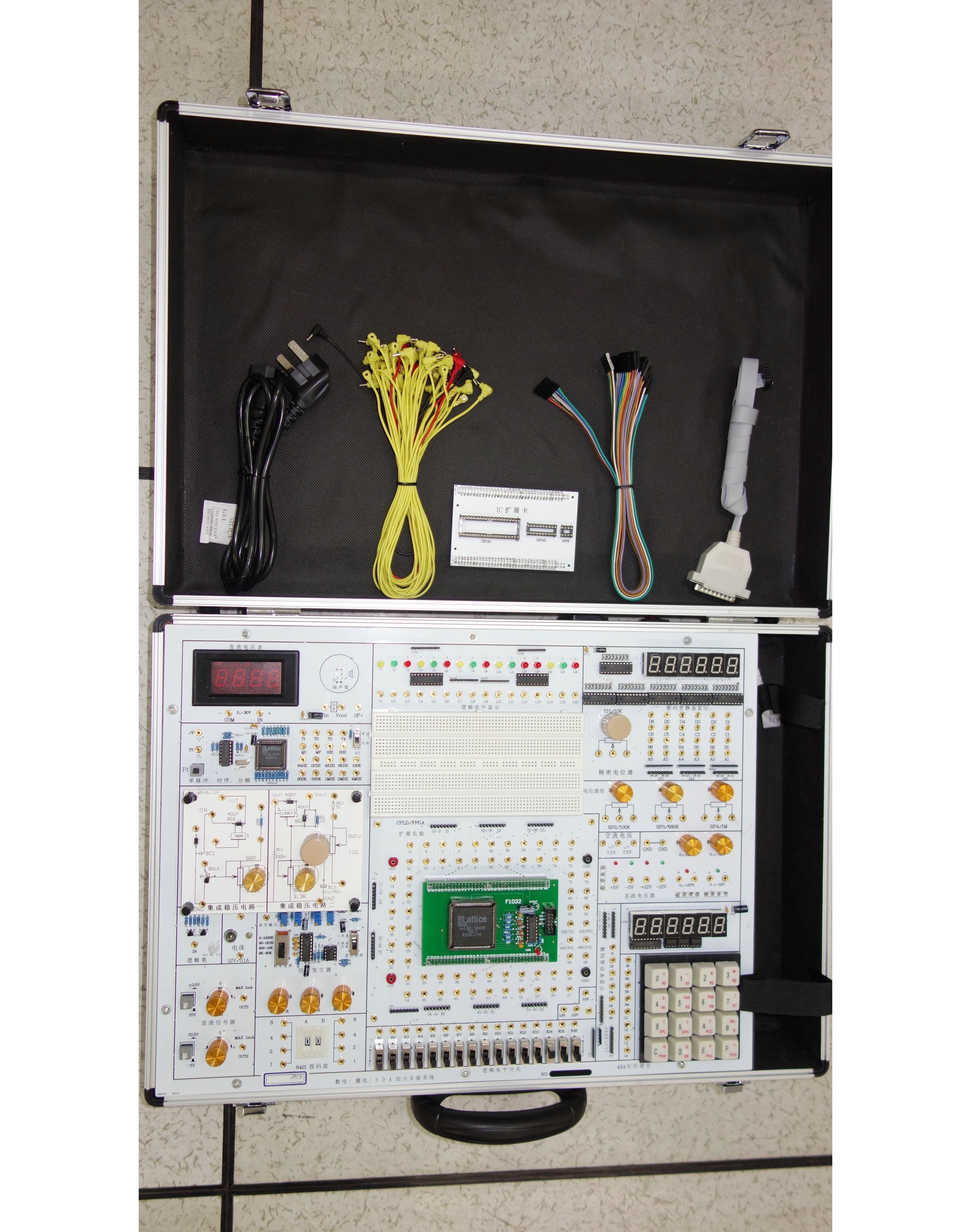 數(shù)電/模電/EDA綜合實(shí)驗(yàn)系統(tǒng)(圖2) 數(shù)電/模電/EDA綜合實(shí)驗(yàn)系統(tǒng)