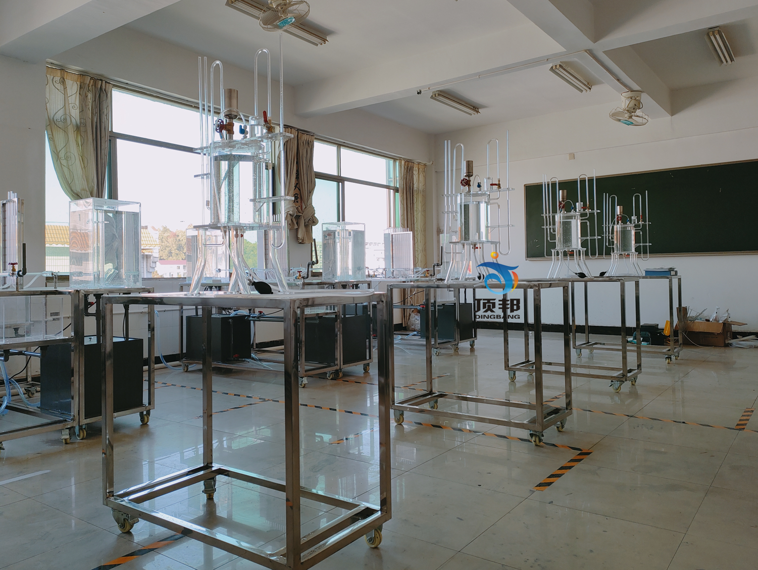 臺式靜水壓強(qiáng)實驗裝置(圖3) 臺式靜水壓強(qiáng)實驗裝置