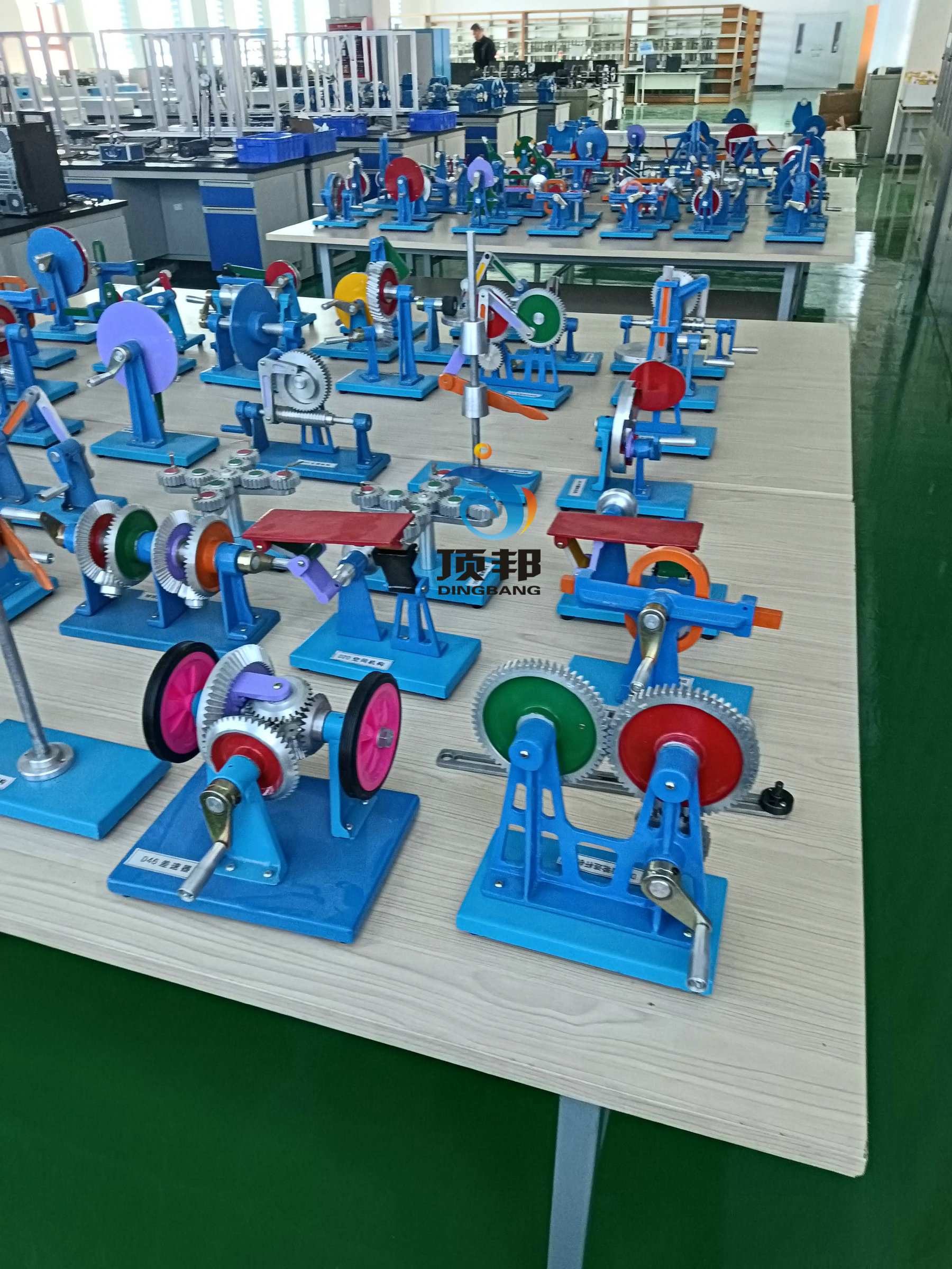 機(jī)構(gòu)運(yùn)動(dòng)簡(jiǎn)圖測(cè)繪及分析實(shí)驗(yàn)?zāi)P?>
</div>
<dl>
<dd style=